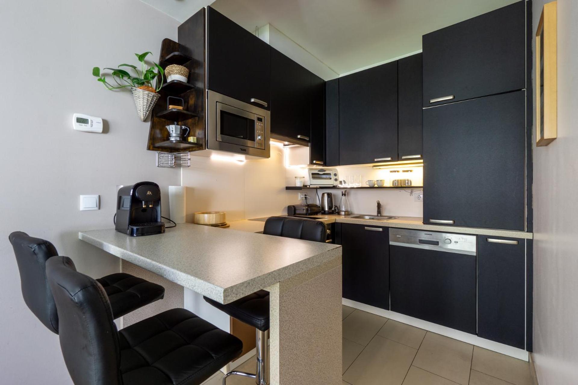 Apartment With Garden Close To Stadthalle, Westbahnhof Vienna Exterior photo